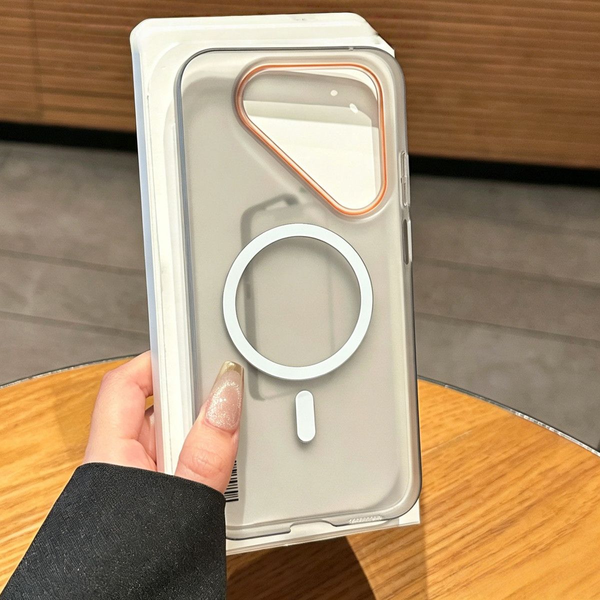 Mattierte, durchscheinende mag – Huawei Pura 70 Bewertung und Preis